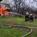 У Дніпрі внаслідок пожежі в дачному будинку постраждав чоловік